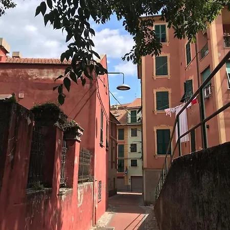 Lägenhet La Beata Genua